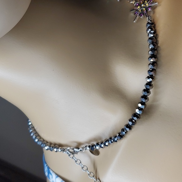 Kirks Folly Necklace - Picture 3 of 11